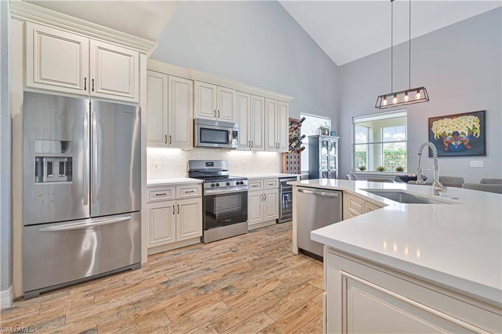 69 Burnt Pine DR, NAPLES FL 34119-17