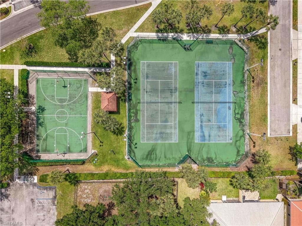 69 Burnt Pine DR, NAPLES FL 34119-47