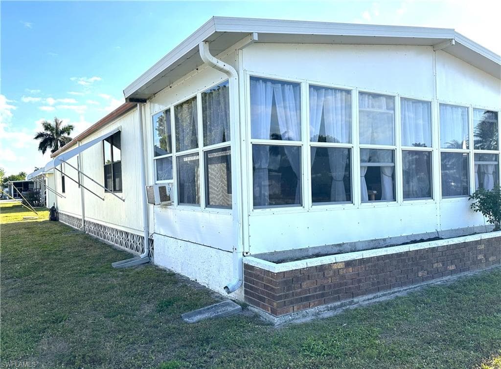 210 Pine Key LN # 210, NAPLES FL 34114-19