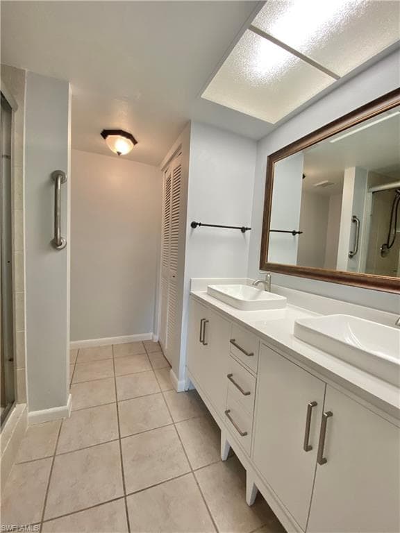 4955 Pepper CIR # 204, NAPLES FL 34113-8