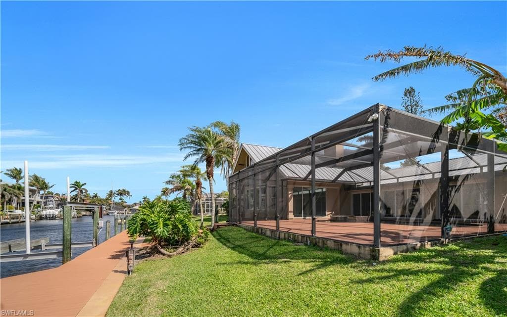 813 Cape View DR, FORT MYERS FL 33919-41