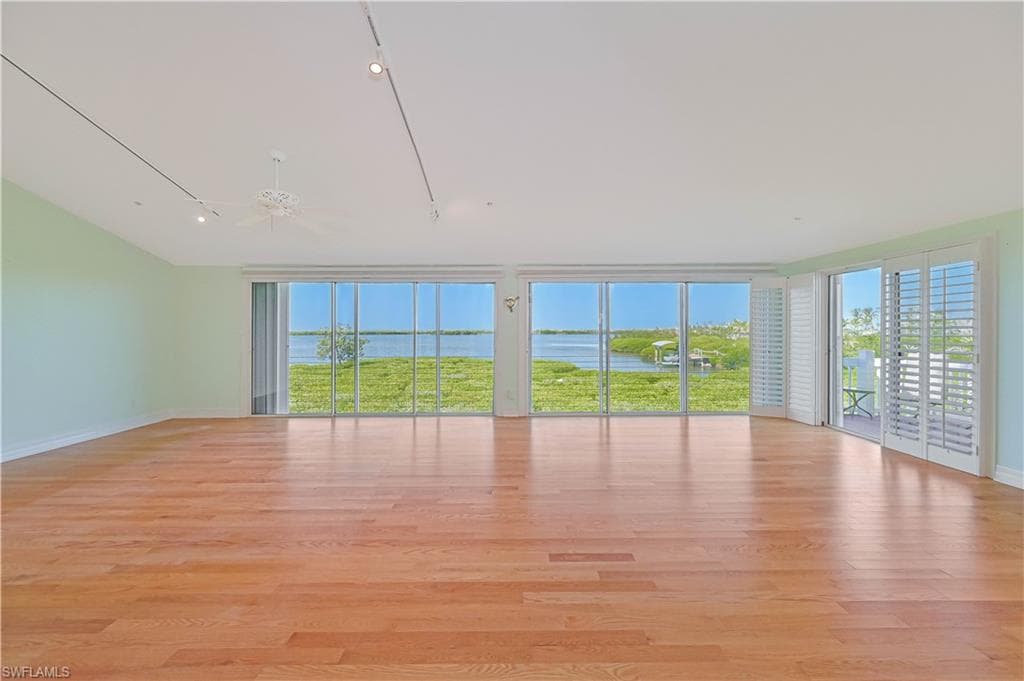 16653 Seagull Bay CT, BOKEELIA FL 33922-18