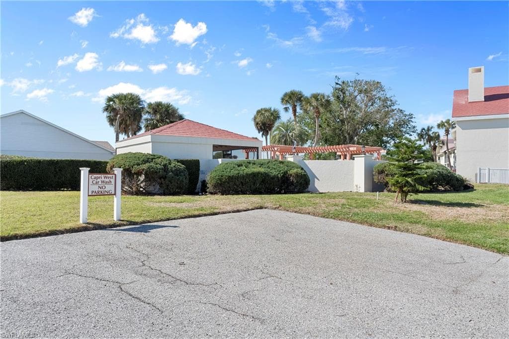 755 Village CIR # 203, VENICE FL 34292-31