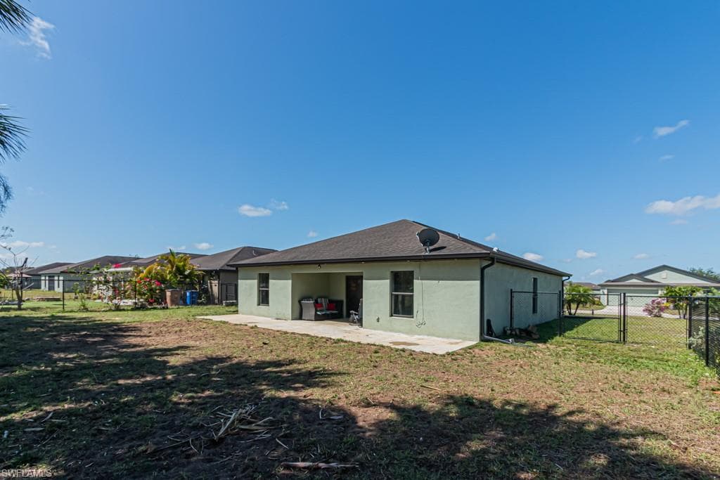 163 Shadow Lakes DR, LEHIGH ACRES FL 33974-10