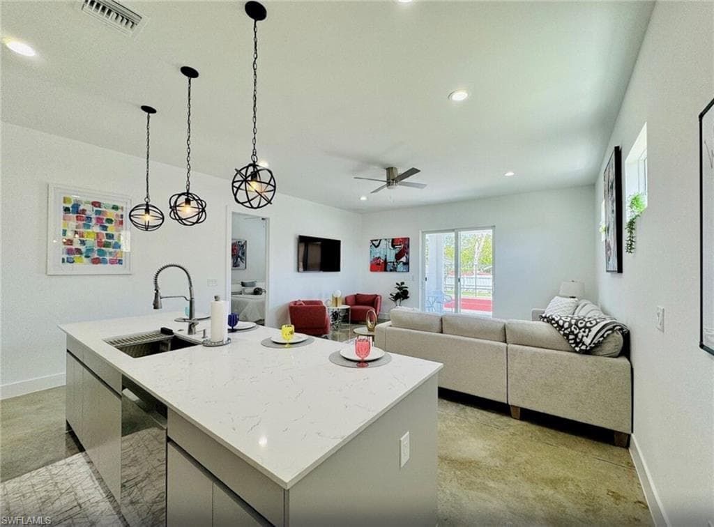 2479 Shadowlawn DR, NAPLES FL 34112-7