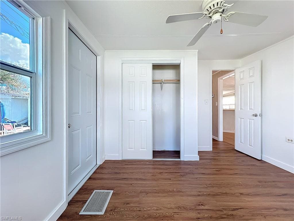 139 Gaslight AVE-21