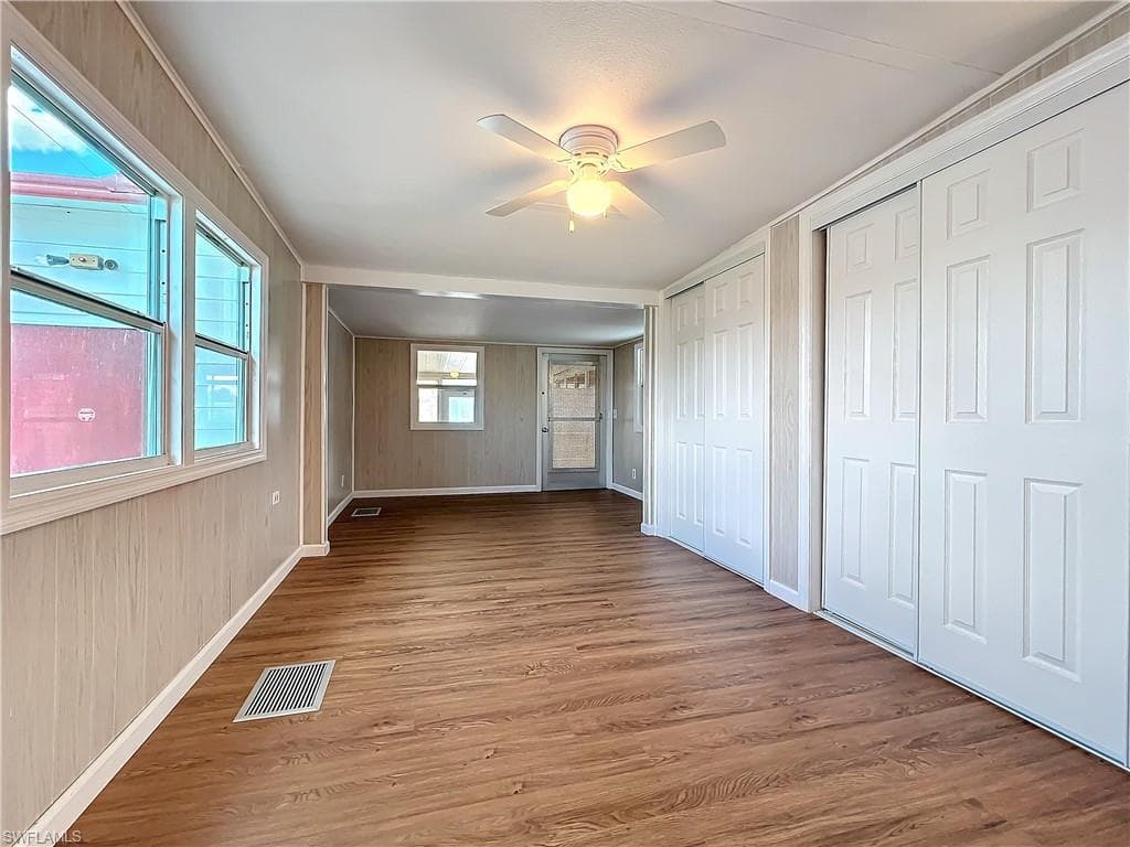139 Gaslight AVE-29