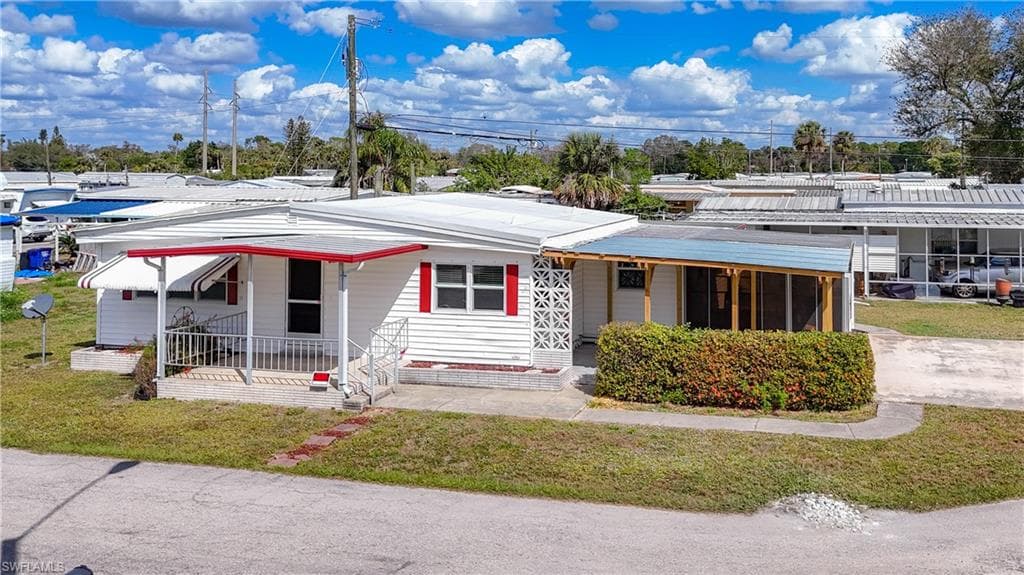 139 Gaslight AVE-40