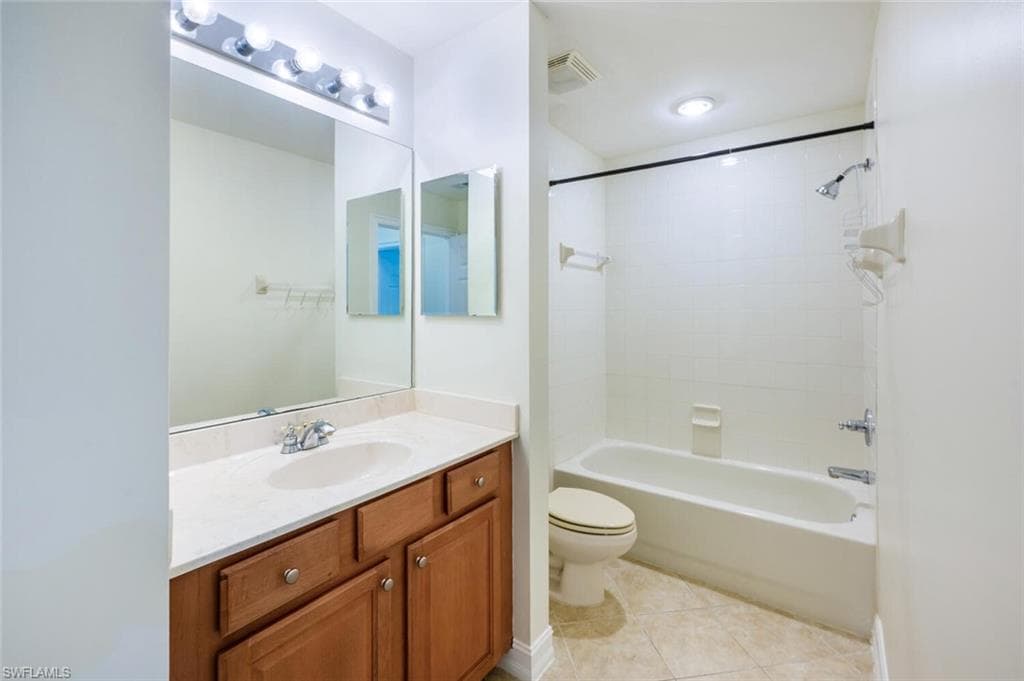 1882 Tarpon Bay DR S # 205, NAPLES FL 34119-11