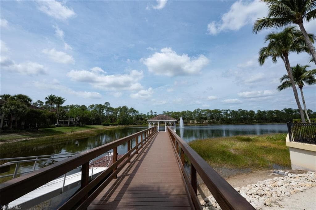 1882 Tarpon Bay DR S # 205, NAPLES FL 34119-31