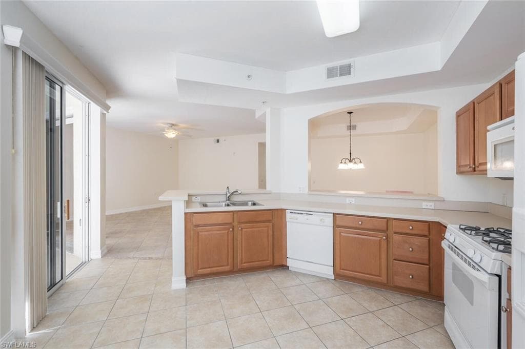 1882 Tarpon Bay DR S # 205, NAPLES FL 34119-4