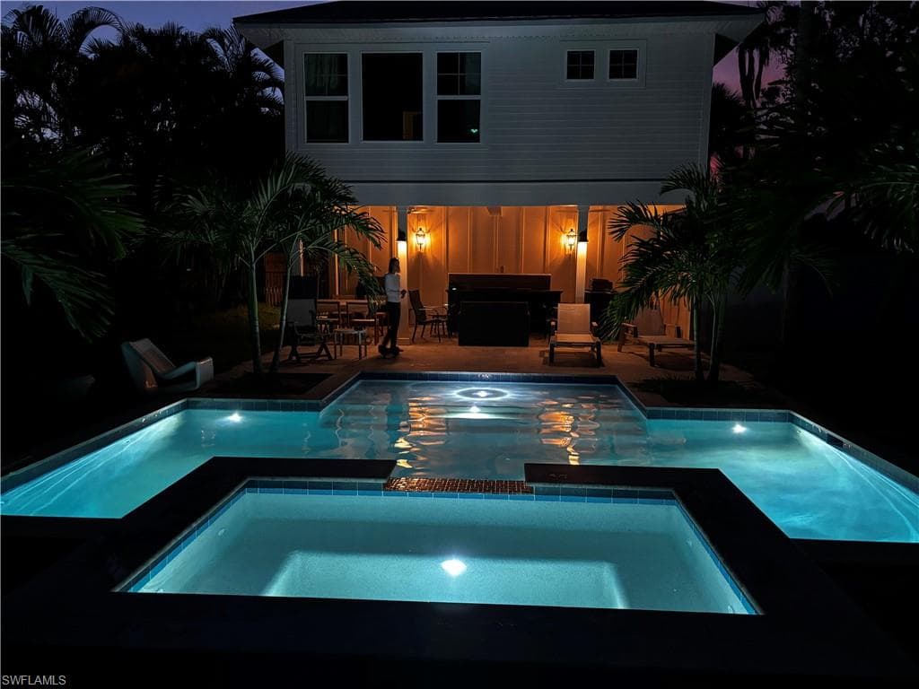1437 Sandpiper ST, NAPLES FL 34102-36