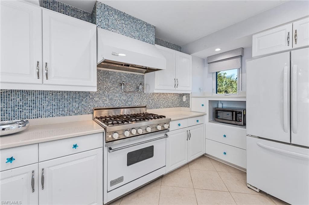 10455 Keewaydin-12