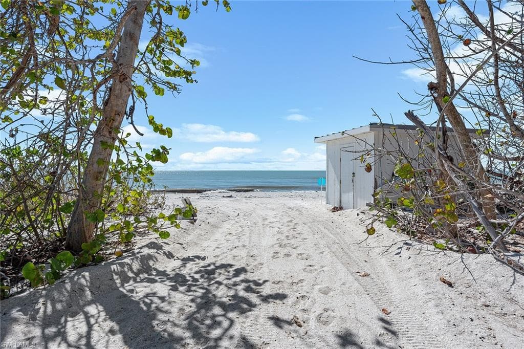 10455 Keewaydin-38