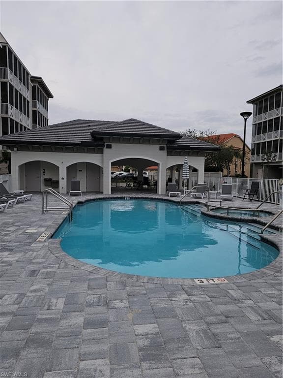26589 Rosewood point DR # 301, BONITA SPRINGS FL 34135-37