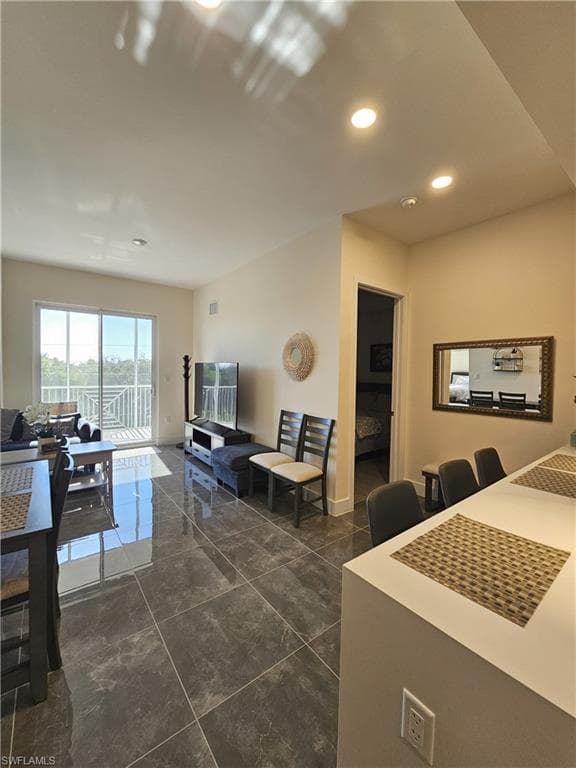 26589 Rosewood point DR # 301, BONITA SPRINGS FL 34135-3