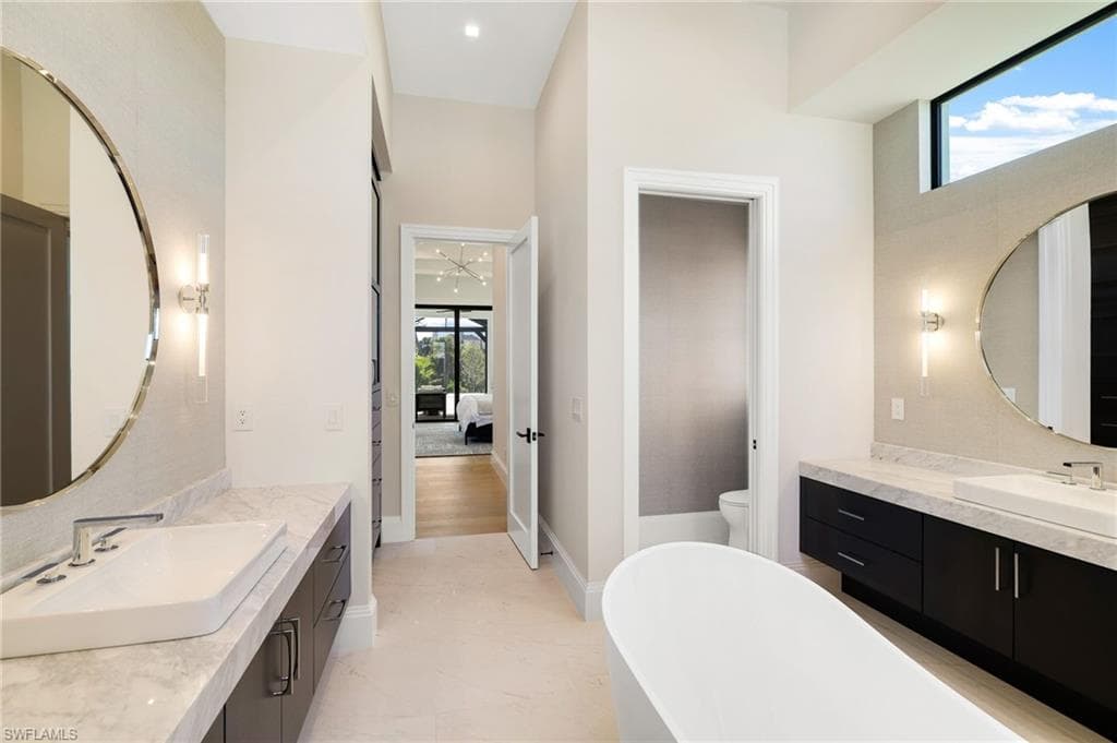 15850 Hampton View CT-22