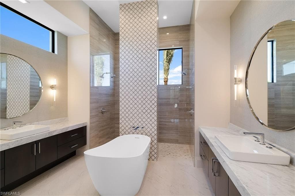15850 Hampton View CT-21