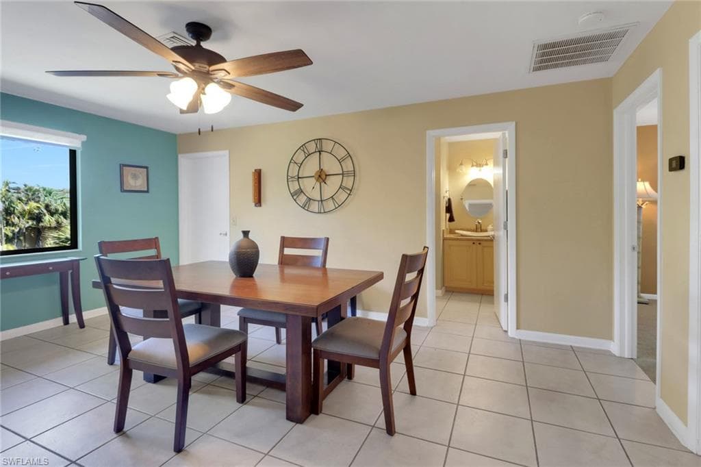 4764 Pembrooke LN, BONITA SPRINGS FL 34134-12