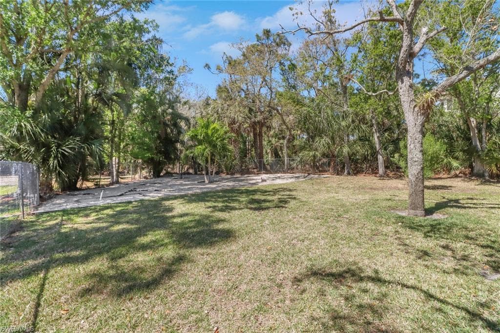 4764 Pembrooke LN, BONITA SPRINGS FL 34134-21