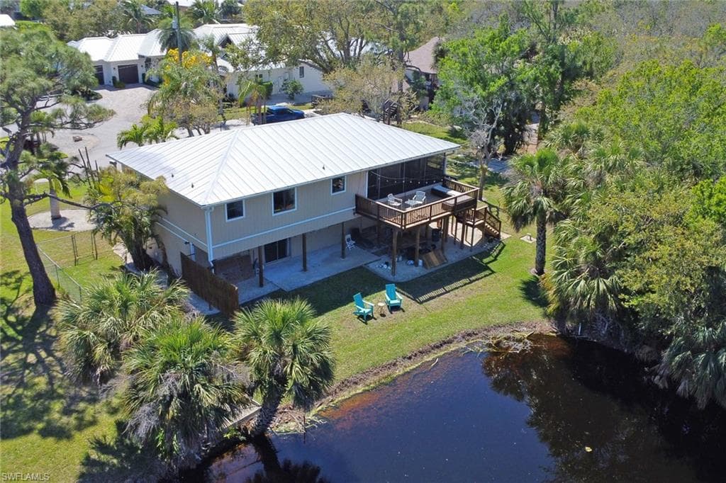 4764 Pembrooke LN, BONITA SPRINGS FL 34134-2