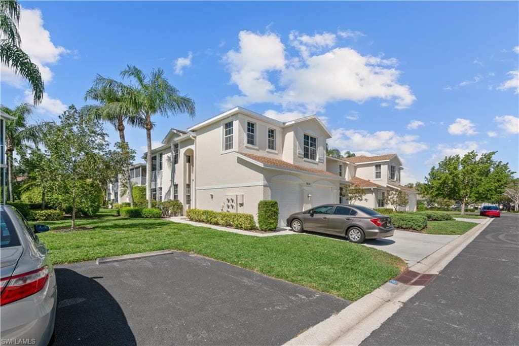 9601 Village View BLVD # 201, BONITA SPRINGS FL 34135-20