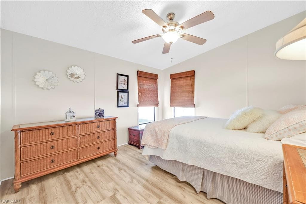 41 Oceans BLVD # 41, NAPLES FL 34104-12