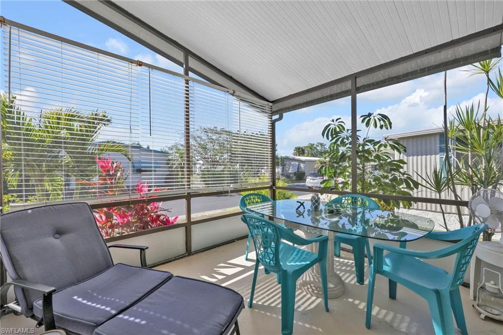 41 Oceans BLVD # 41, NAPLES FL 34104-11