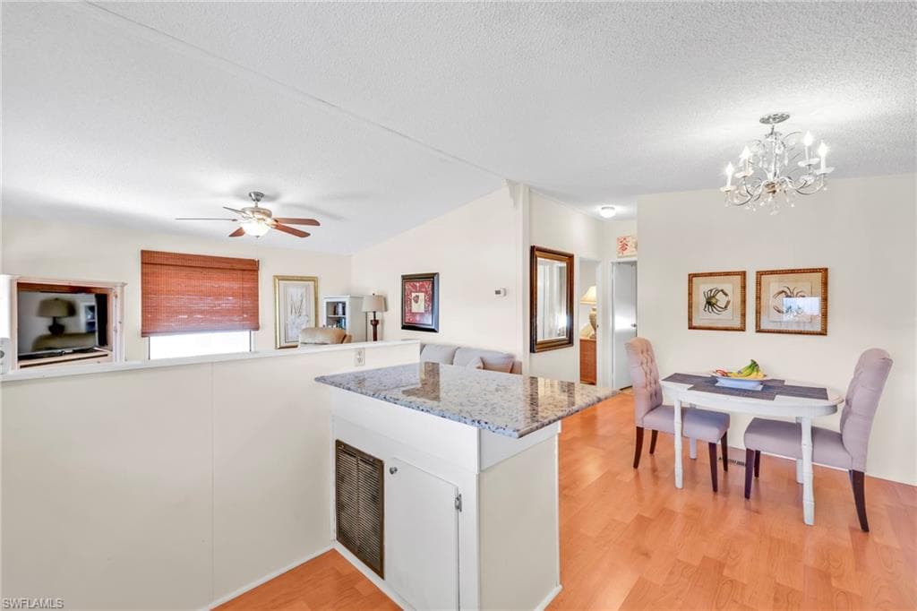 41 Oceans BLVD # 41, NAPLES FL 34104-4