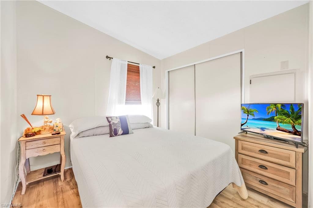 41 Oceans BLVD # 41, NAPLES FL 34104-17