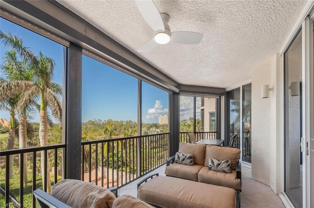 23850 Via Italia CIR # 204, ESTERO FL 34134-27