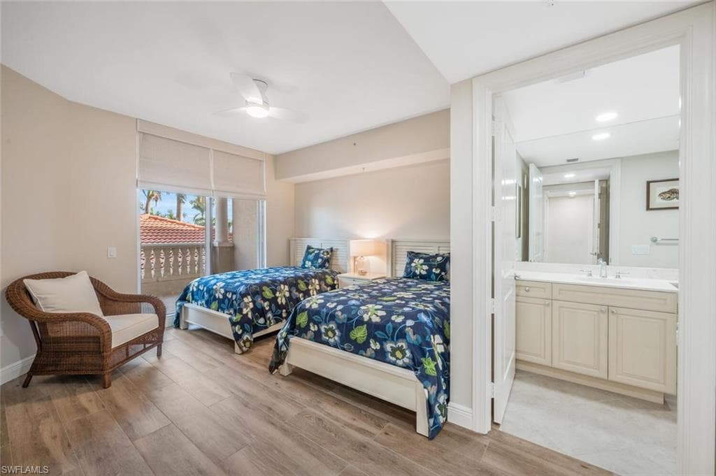 23850 Via Italia CIR # 204, ESTERO FL 34134-28