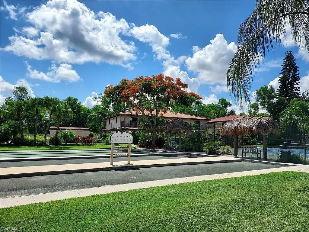 27950 Village DR, BONITA SPRINGS FL 34135-26