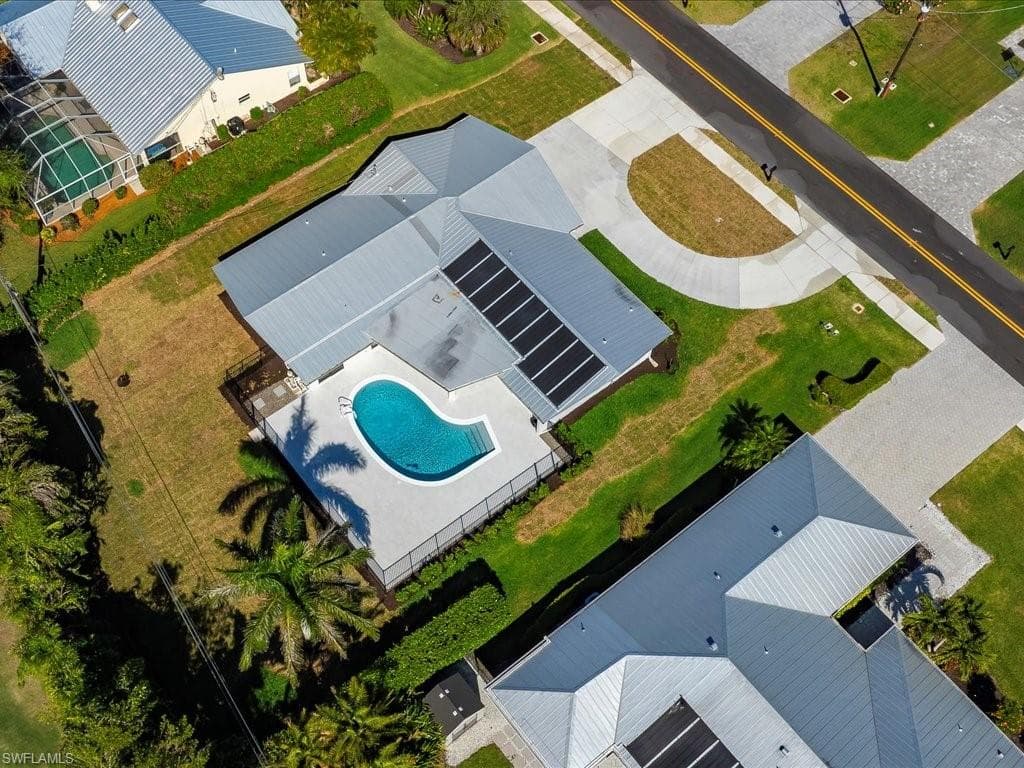 518 Cypress WAY E, NAPLES FL 34110-4