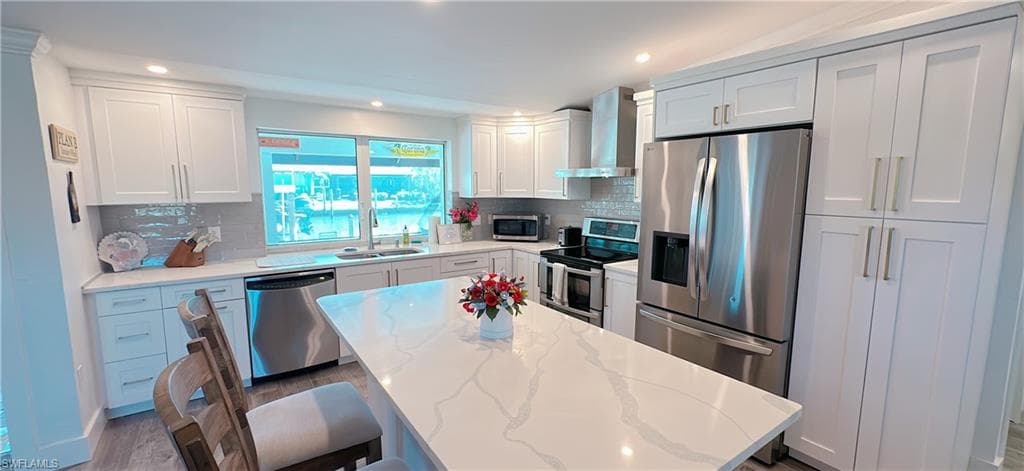 11 Palmview BLVD, FORT MYERS BEACH FL 33931-22