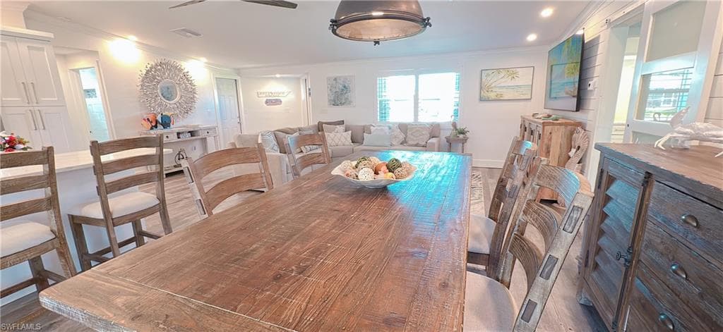 11 Palmview BLVD, FORT MYERS BEACH FL 33931-21