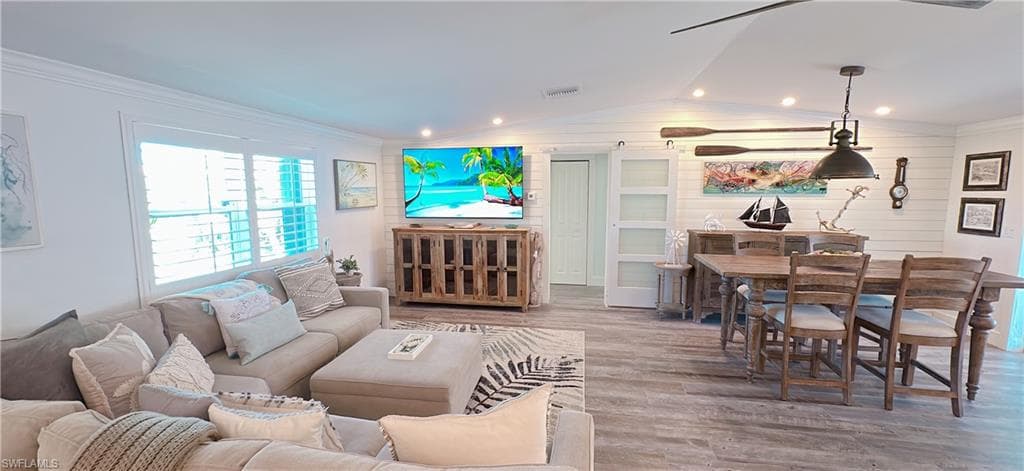 11 Palmview BLVD, FORT MYERS BEACH FL 33931-24