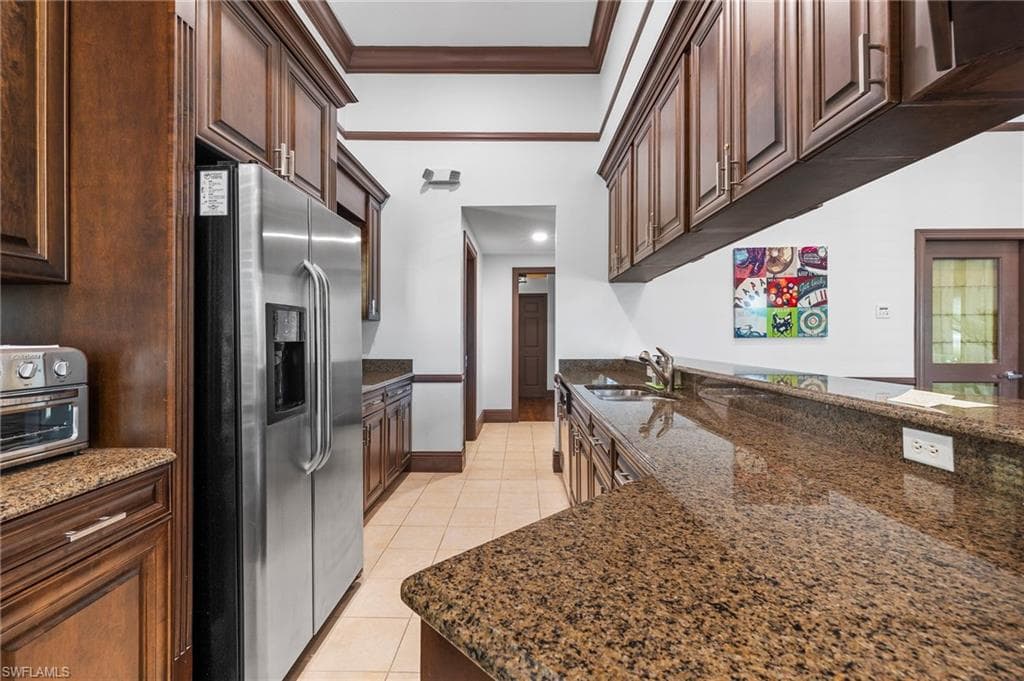 12940 Positano CIR # 204, NAPLES FL 34105-37