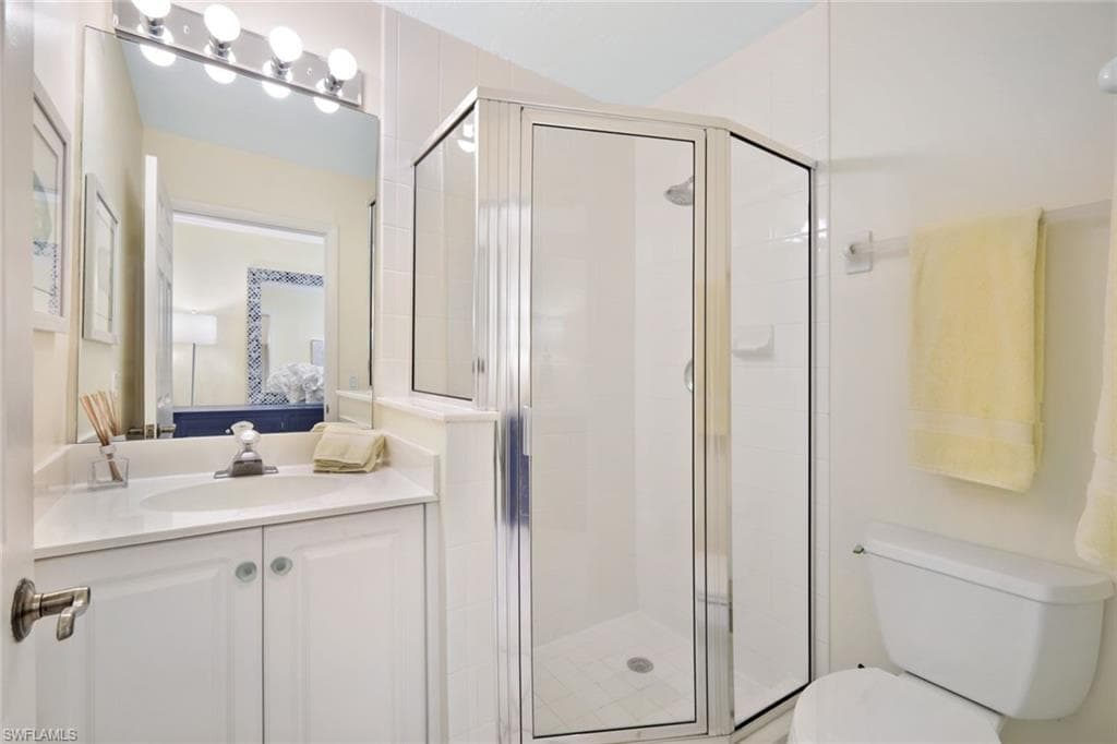 286 4th ST S # 203, NAPLES FL 34102-12