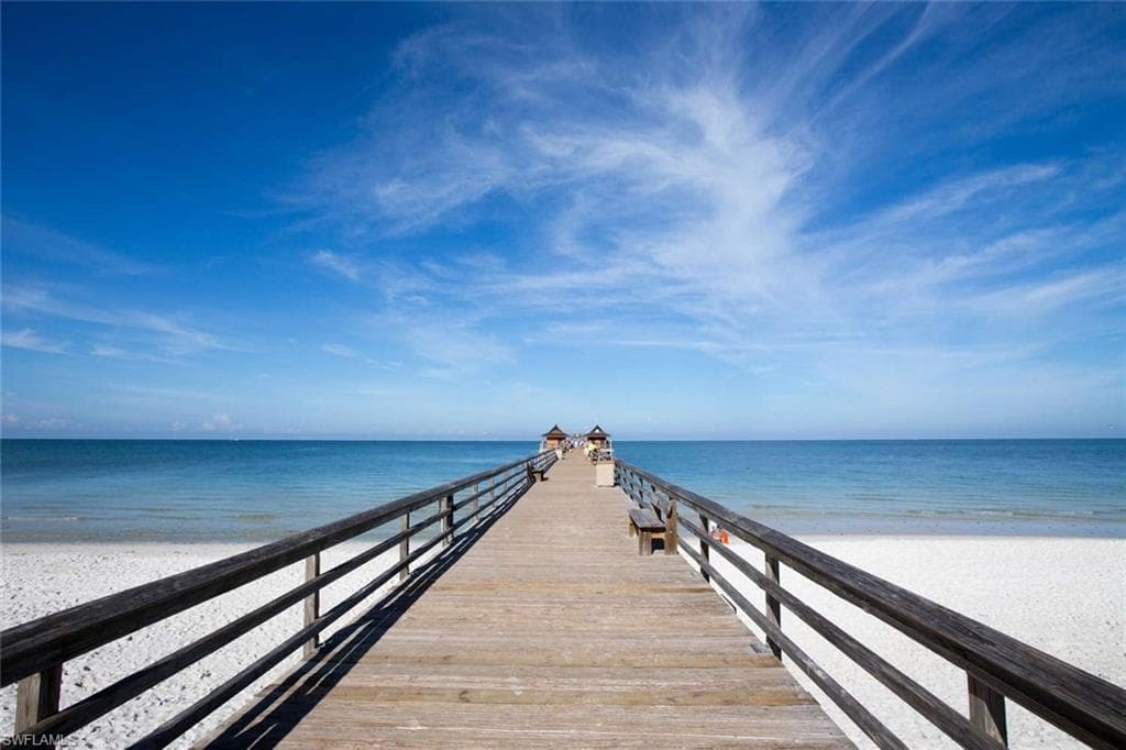 286 4th ST S # 203, NAPLES FL 34102-23