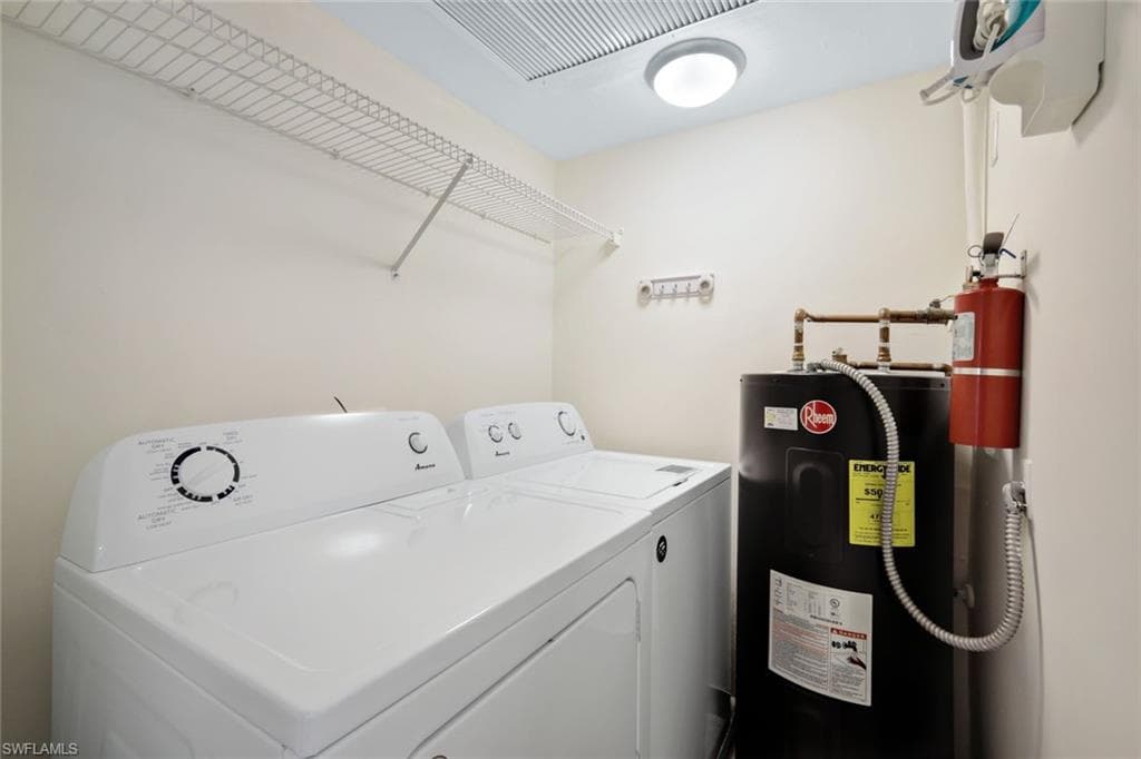 286 4th ST S # 203, NAPLES FL 34102-18