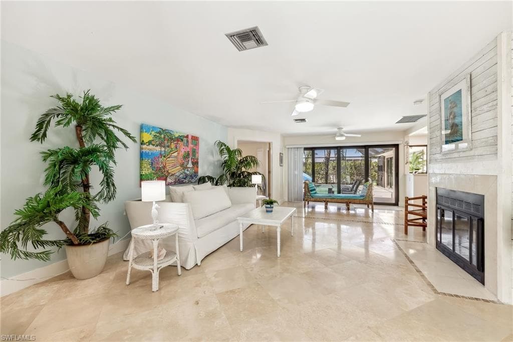 6024 Perthshire LN, FORT MYERS FL 33908-3