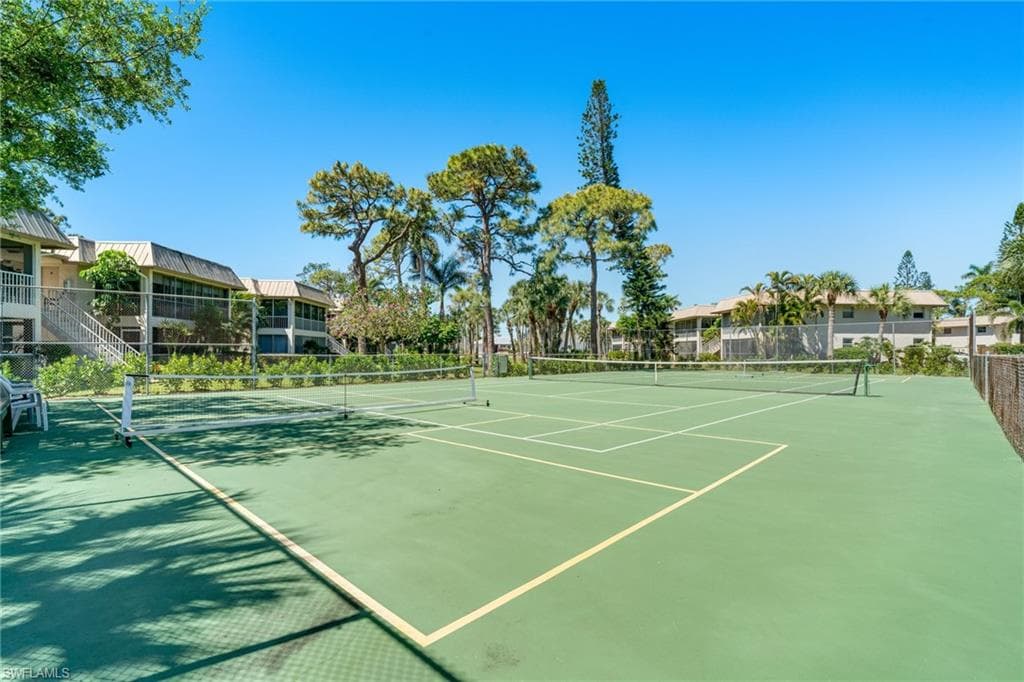 1549 Sandpiper ST # 34, NAPLES FL 34102-27