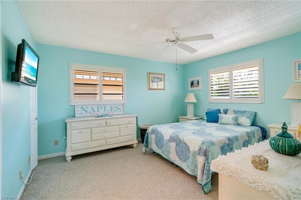 1549 Sandpiper ST # 34, NAPLES FL 34102-17