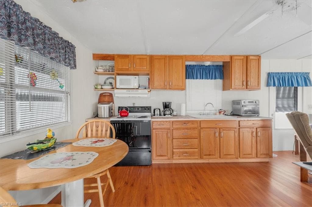 329 Lantern LN-6