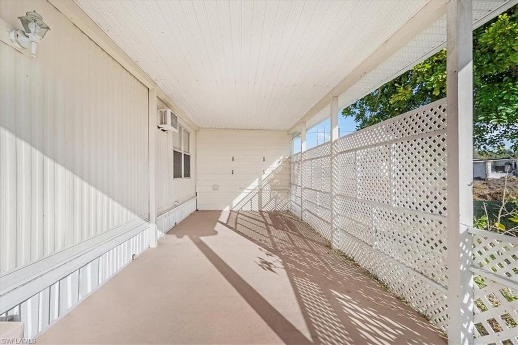 329 Lantern LN-4