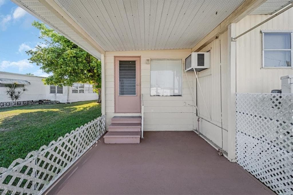 329 Lantern LN-33