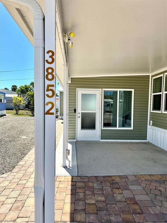 3852 Cardinal CIR, BONITA SPRINGS FL 34134-26