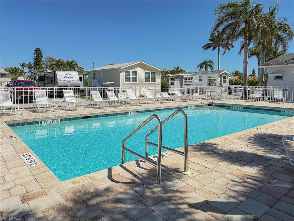 3852 Cardinal CIR, BONITA SPRINGS FL 34134-41