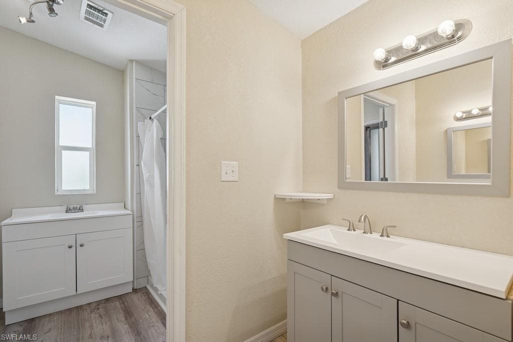 12 Nancy LN, FORT MYERS BEACH FL 33931-15